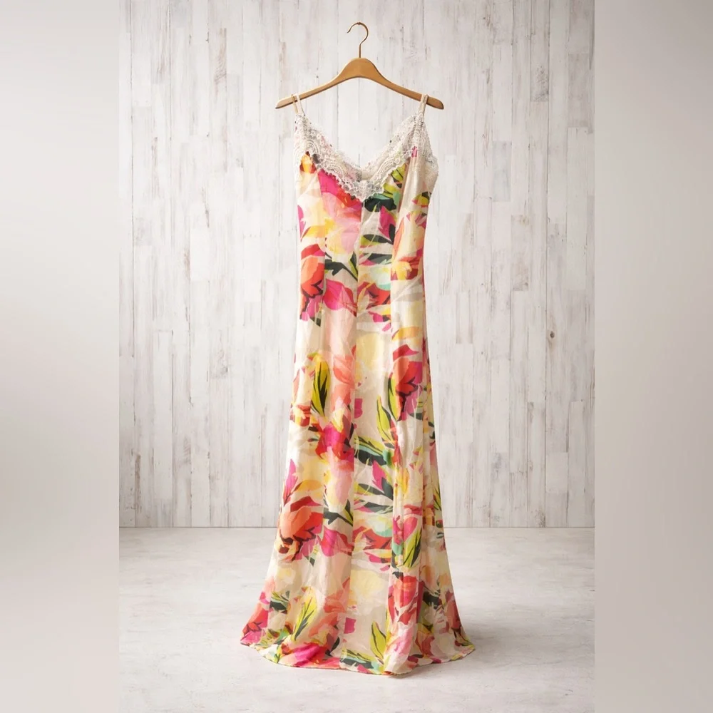 Hutch NWT Baldwin Sleeveless Lace-Trim V-Neck Slip Maxi Dress Size Small - Picture 4 of 6